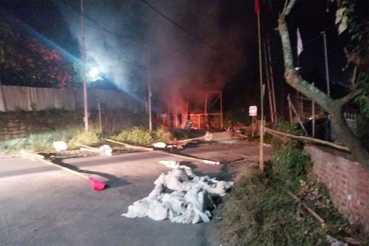 Police-locals clash over decoration in Churachandpur ahead of PM Narendra Modi's visit to Manipur