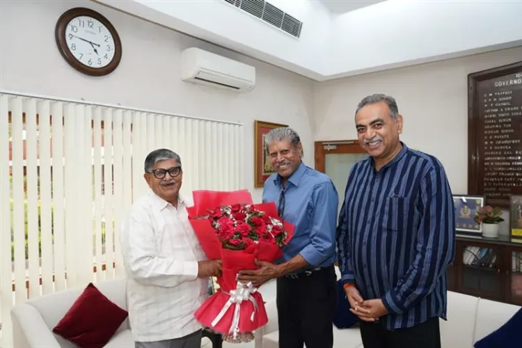Kapil Dev met Punjab Governor Gulab Chand Kataria
