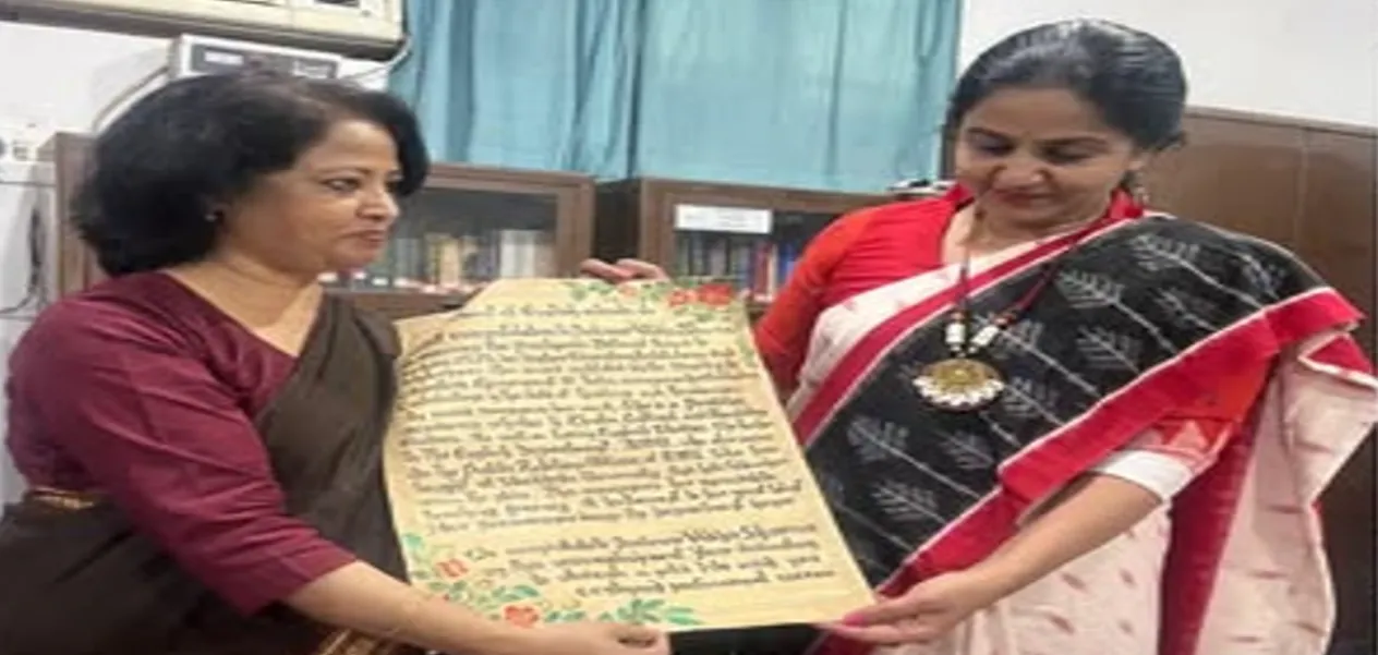 Professor Vibha Sharma receives National Teacher Award 2025: Grand felicitation ceremony at AMU