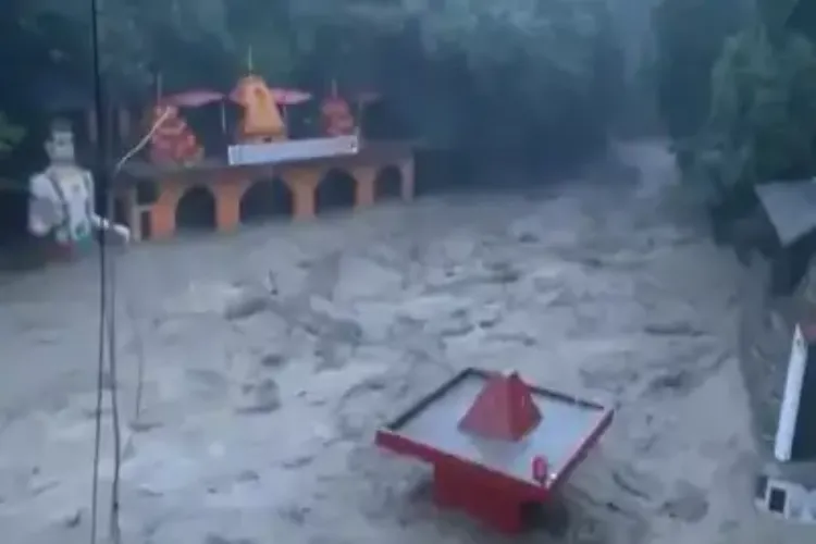 Uttarakhand: Tamsa river overflows after heavy rains in Dehradun, Tapkeshwar Mahadev temple submerged