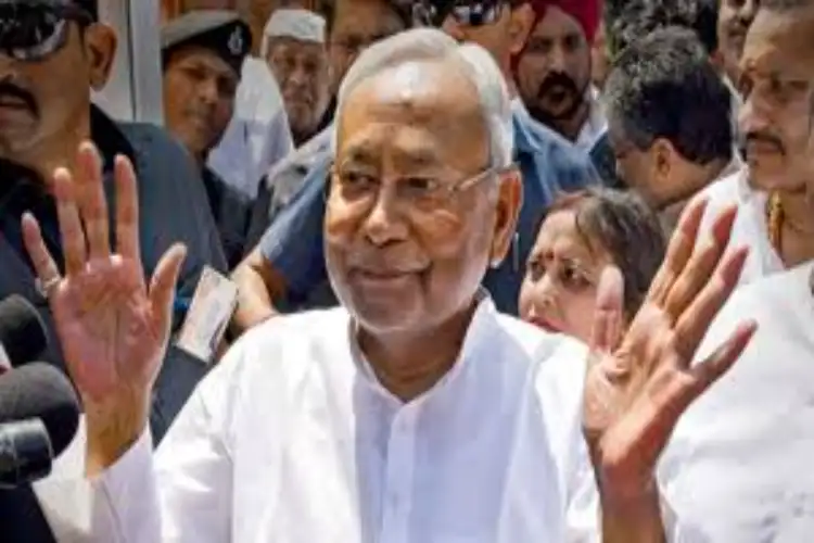 Nitish announces interest-free education loans for those passing class 12 exams