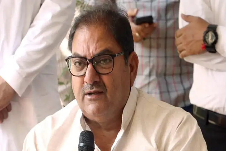 Defamation: SC dismisses retired IPS officer's plea against quashing of summons to Abhay Chautala