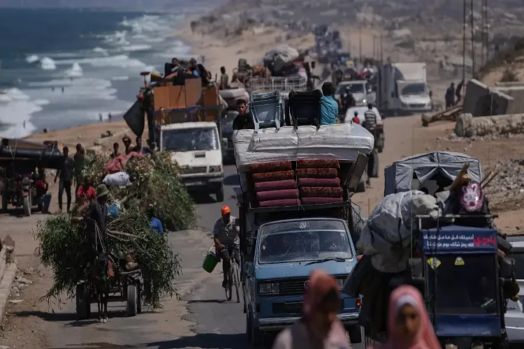Israel launches major operation on Hamas targets in Gaza City, residents warned to move south