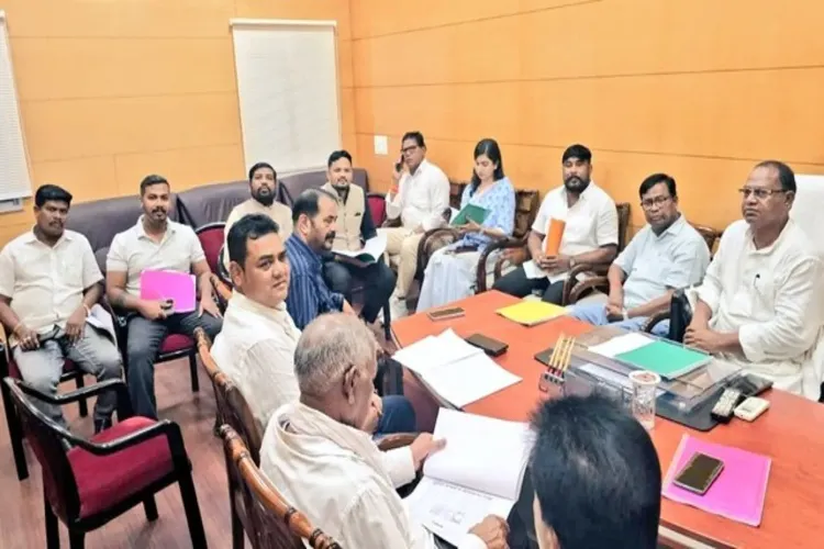 Congress gives notice of no-confidence motion against BJP government in Odisha