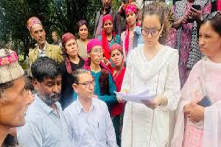 Kangna Ranaut faced protests in Himachal Pradesh.