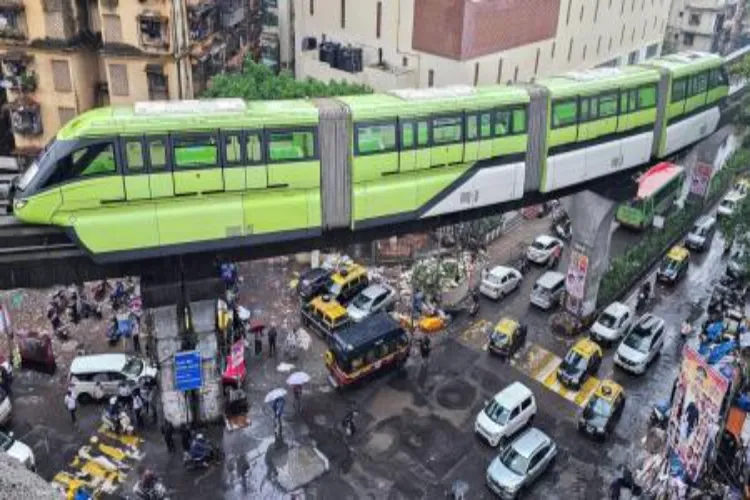 Metropolitan metro rail services in Mumbai have been temporarily suspended.