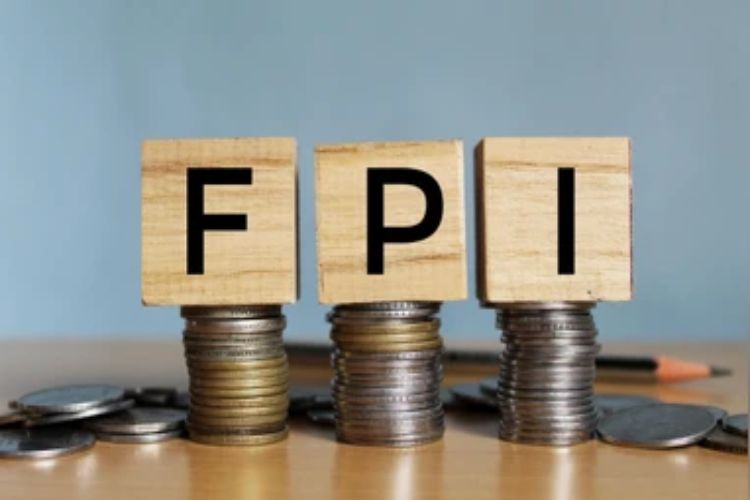 FPIs withdraw Rs 7,945 crore from equities in September so far