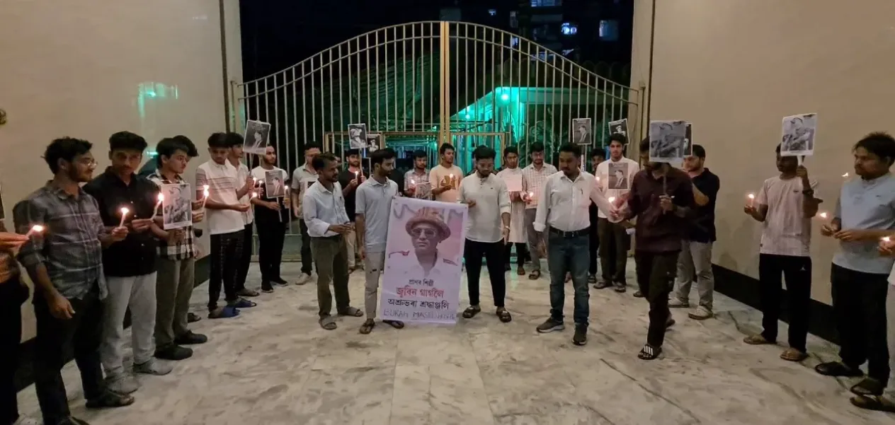 Jubin Garg was paid tribute at the Burrah Mosque amidst chants of 'Jai Jubinda'.