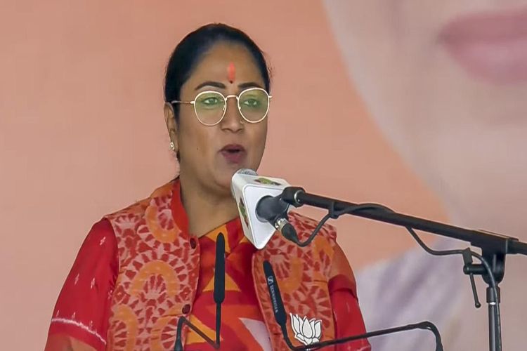 Delhi Chief Minister Rekha Gupta targeted Kejriwal