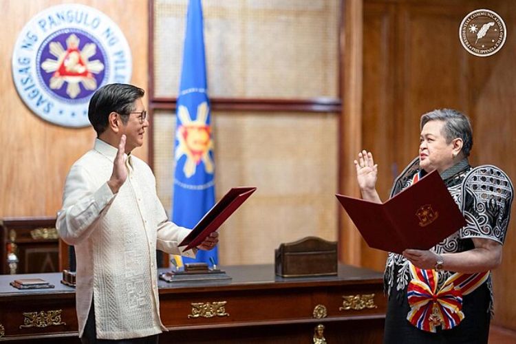 Jaishankar meets Philippine Foreign Minister Tess Lazaro
