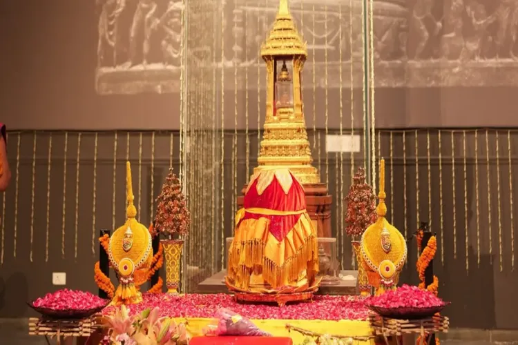 The sacred relics of Buddha, housed in the National Museum, will be displayed in Russia.