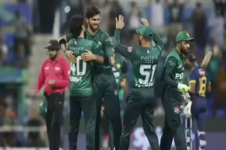 Pakistan defeated Sri Lanka by five wickets, thus keeping their hopes alive of reaching the final.