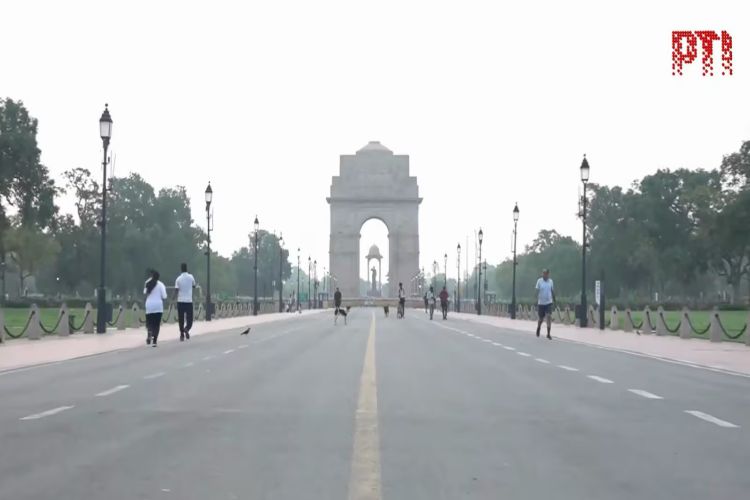 The minimum temperature in Delhi was 24.6 degrees.