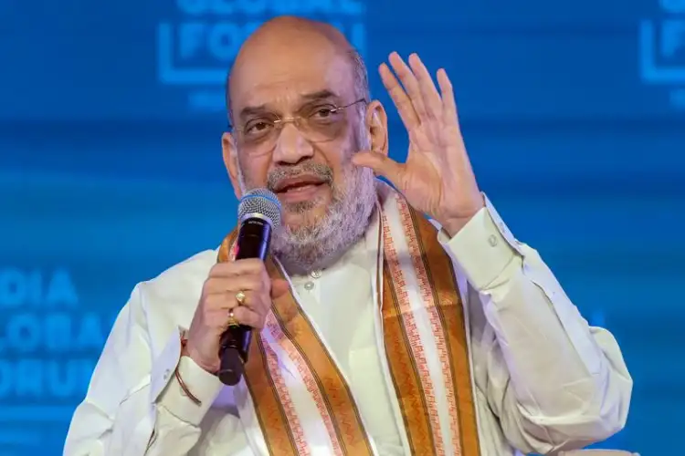 Pray to Maa Durga that 'Sonar Bangla' glory is restored by new govt post 2026 polls: Shah