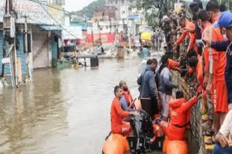 Hyderabad: Heavy rains flood bus station, residential colonies; NDRF rescues stranded commuters, residents appeal for help