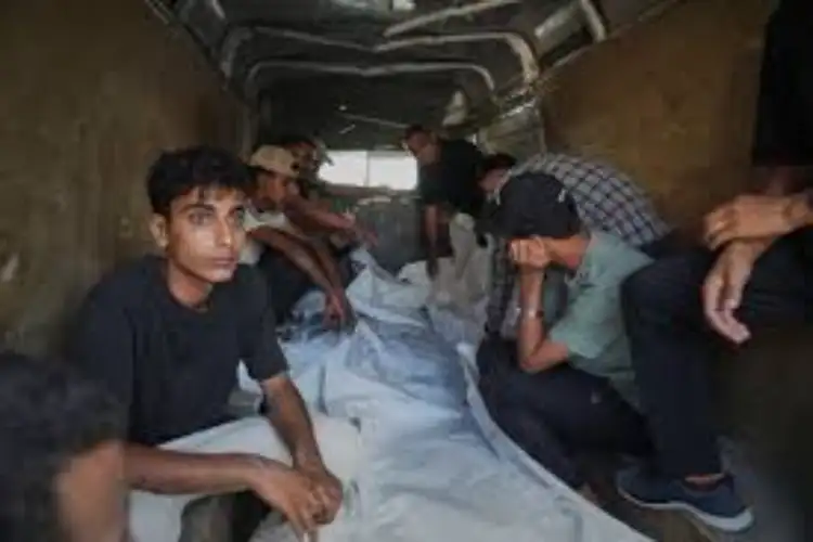 Israeli strikes kill at least 32 people in Gaza as Netanyahu ignores demands for ceasefire