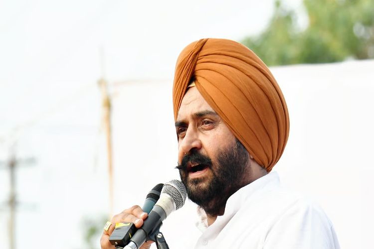 AAP MLA Pathanmajra released a video accusing party MLAs of not supporting him.