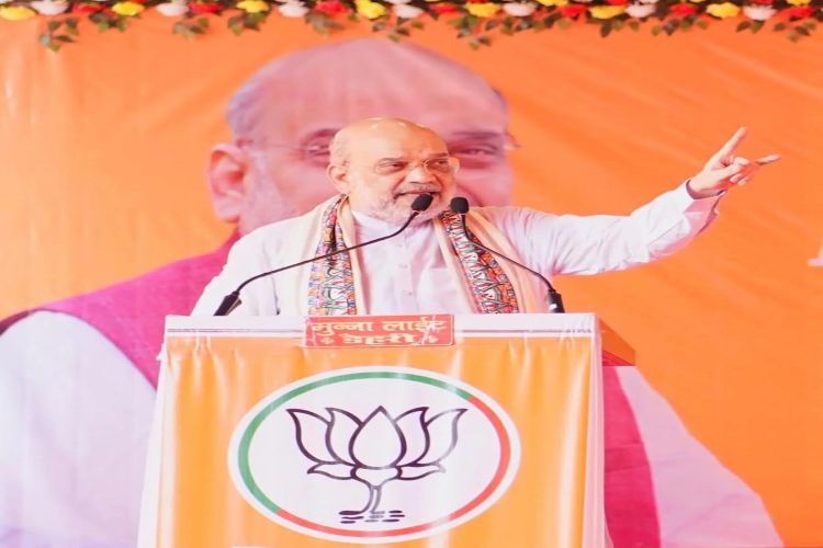 Amit Shah said in Araria, this election is about driving out infiltrators from Bihar.