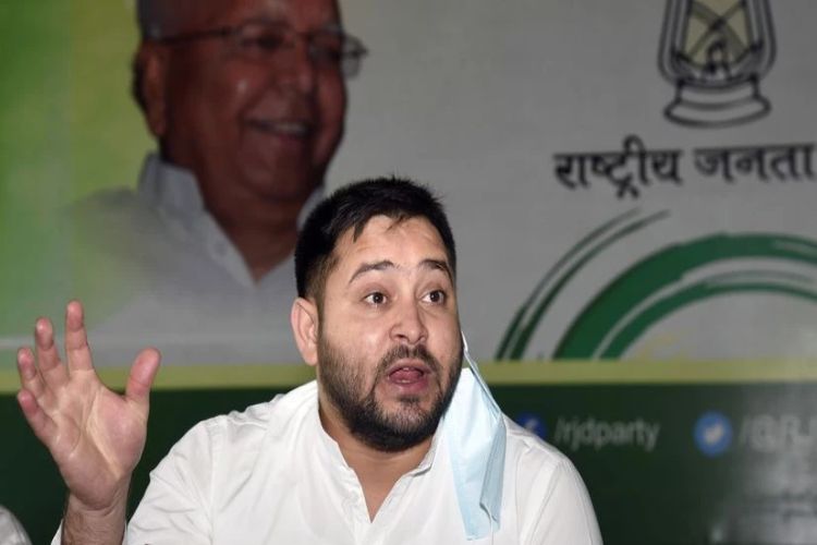 Tejashwi Yadav attacks Nitish Kumar: 