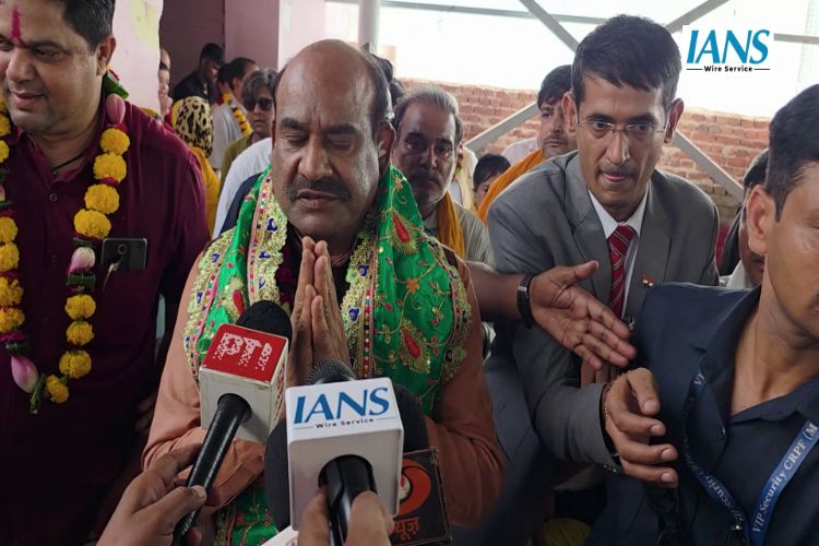 Lok Sabha Speaker Om Birla reached Barsana and visited Radharani