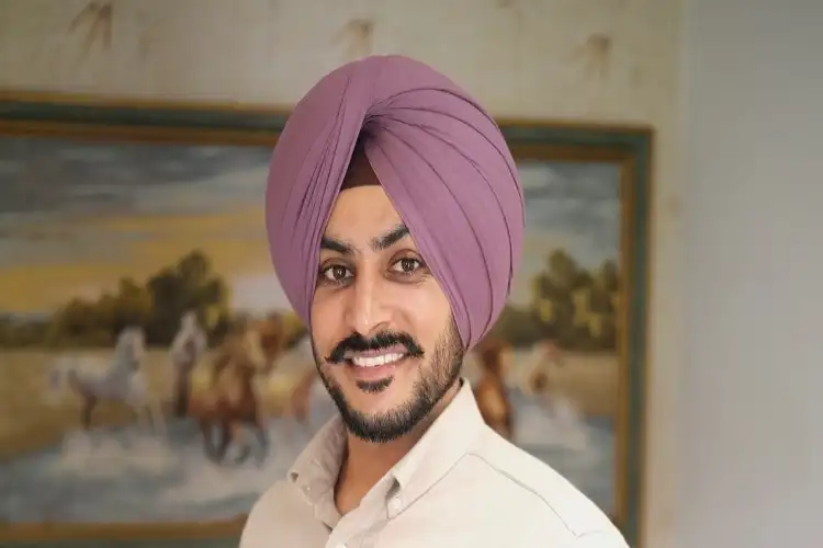 Punjabi singer Rajvir Jawanda continues to be on ventilator support: Fortis Hospital