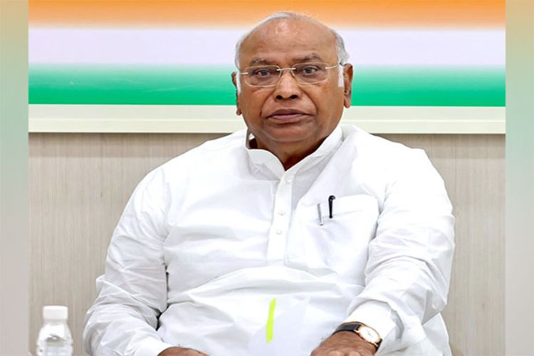 Congress President Mallikarjun Kharge wishes the countrymen on Maha Ashtami