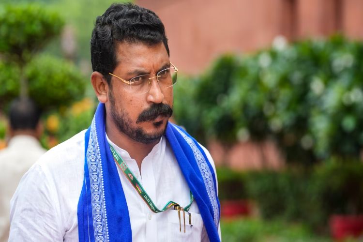 MP Chandrashekhar Azad was stopped from going to Bareilly