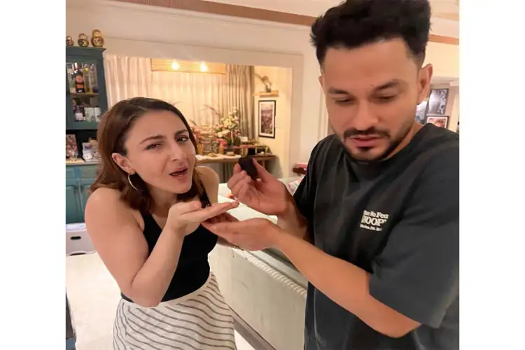 Inside Soha Ali Khan's homely birthday celebration with husband Kunal Kemmu and family