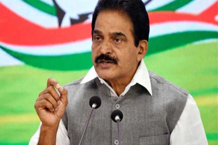 The event held in honour of actor Mohanlal was done for political gain: KC Venugopal