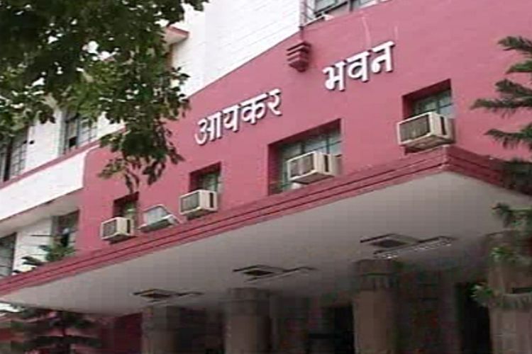 Delhi: Income Tax Department conducts search operation at Go Fashion premises