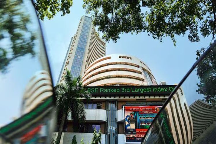 Stock market rises for the fourth consecutive day, Sensex rises 137 points