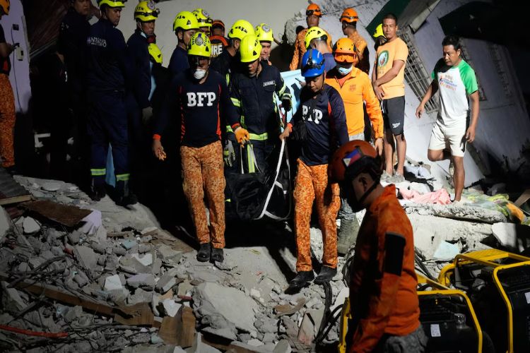 Powerful earthquake strikes Philippines, one dead