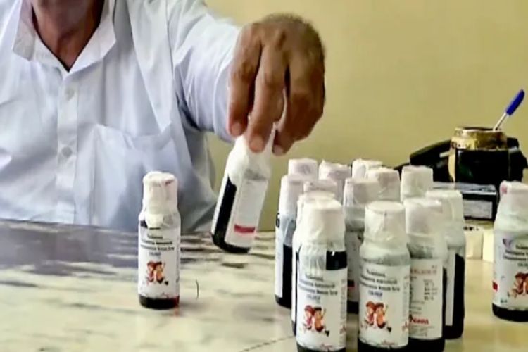 Cough syrup death case: Madhya Pradesh doctors protest against doctor's arrest
