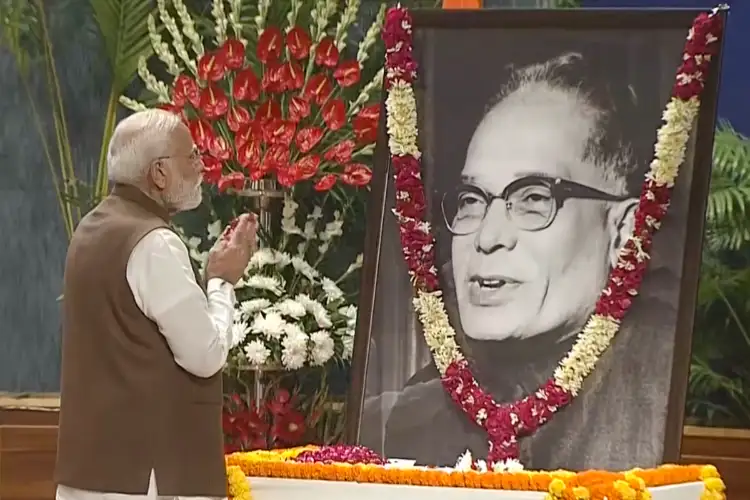 PM Modi launches Rs 35,440-cr two farm schemes, inaugurates projects worth Rs 5,450 cr