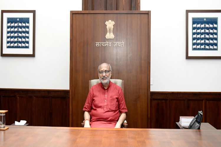 Vice President Radhakrishnan arrives in Bihar, will visit Jayaprakash Narayan's ancestral home in Sitabdiara