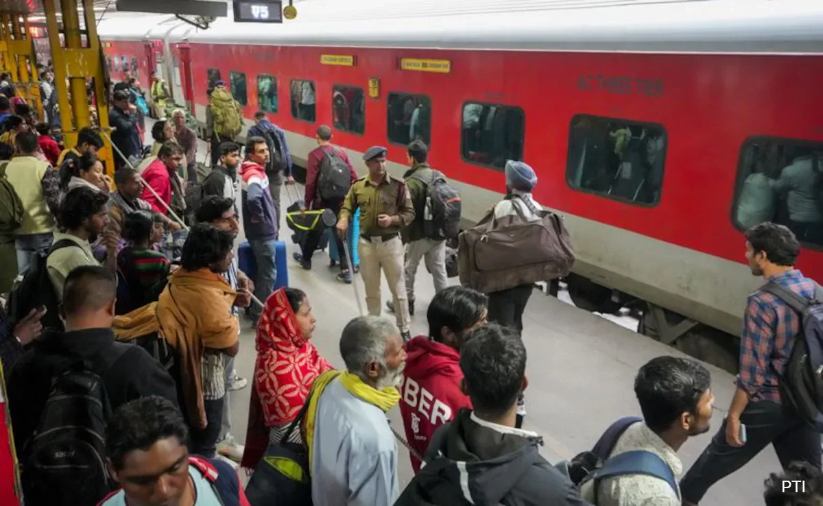 Passenger safety is paramount: Railway Minister after inspecting the waiting area at New Delhi station