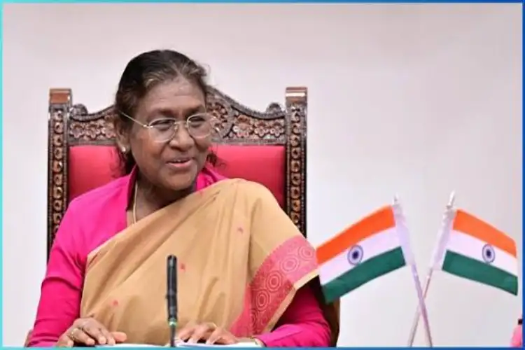 President Murmu lauds Gujarat Vidyapith's legacy at 71st convocation, urges students to champion Gandhi's vision