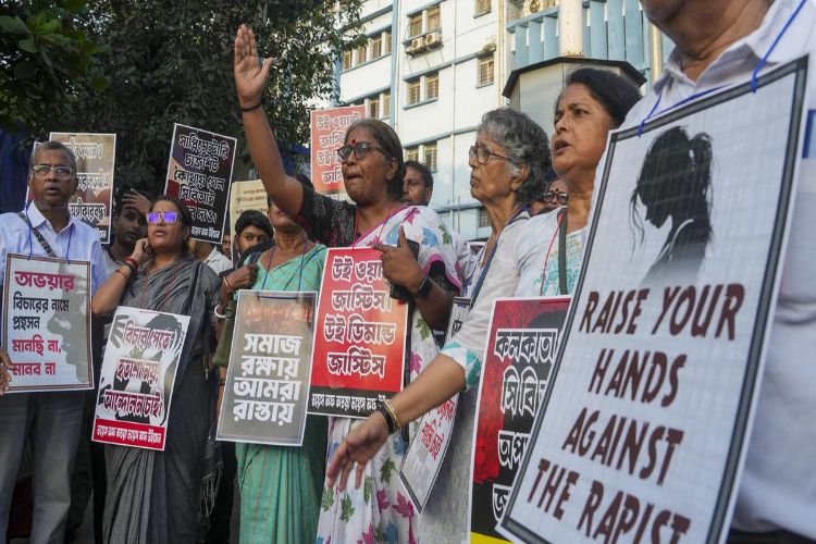 Medical student gang-rape: BJP begins six-day sit-in protest in Bengal's Durgapur