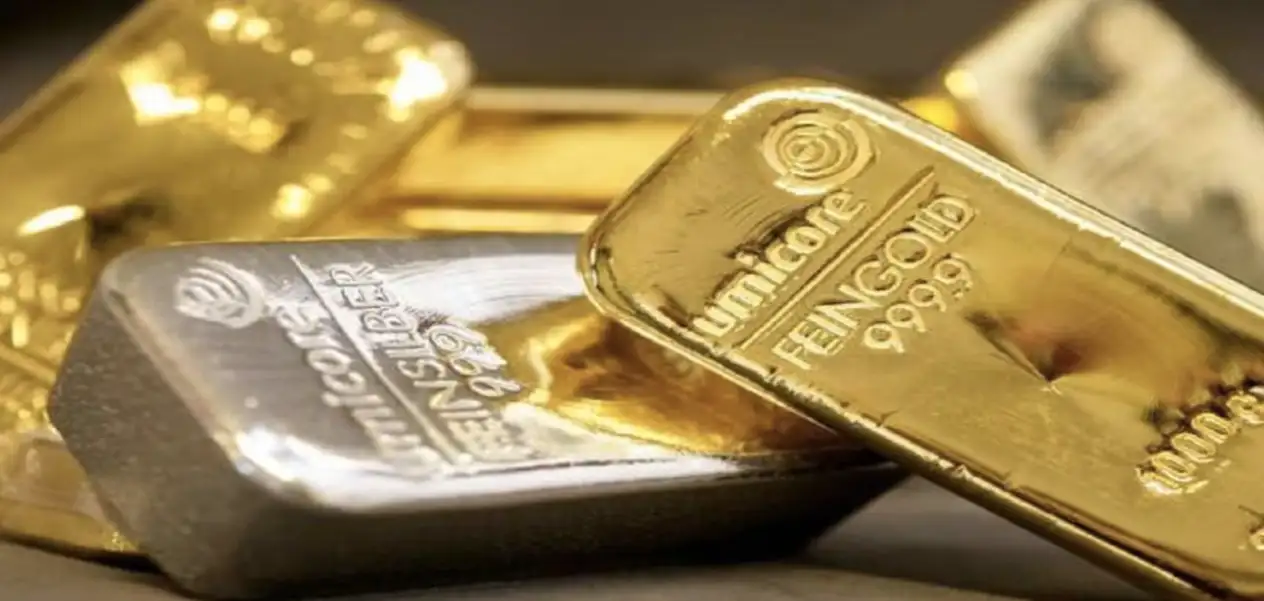Gold and silver prices hit record highs in futures market