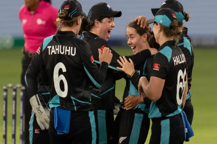 Pakistan aim to thwart New Zealand's World Cup hopes