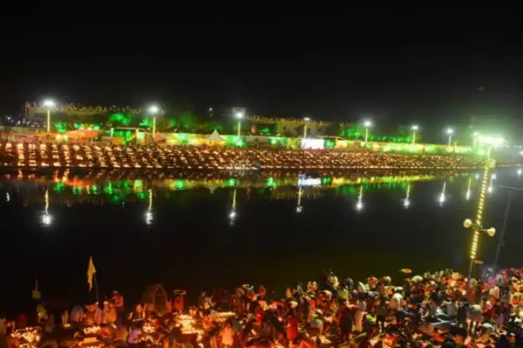 Preparations underway for Deepotsav 2025 at Ram Ki Paidi in Ayodhya
