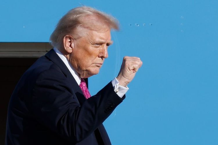 Trump calls Colombian president a drug dealer