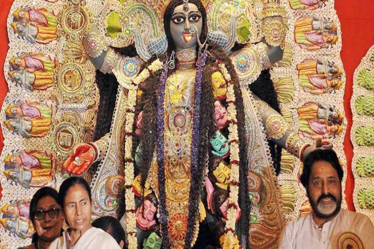 Kali Puja: Long queues of devotees at Kali temples in West Bengal