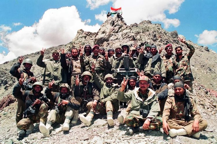 Ladakh Lieutenant Governor celebrates Diwali with soldiers, pays tribute to Kargil and Siachen heroes