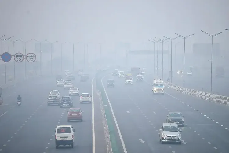 Delhi's air quality remains in the 'very poor' category