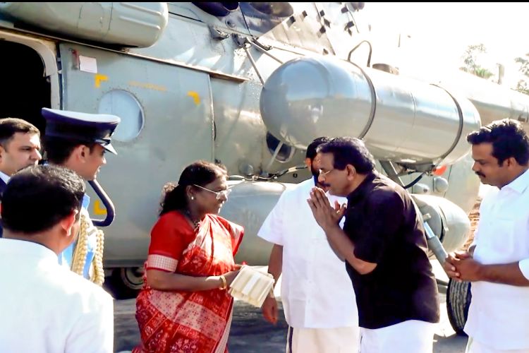 President Murmu offers prayers at Sabarimala Lord Ayyappa Temple