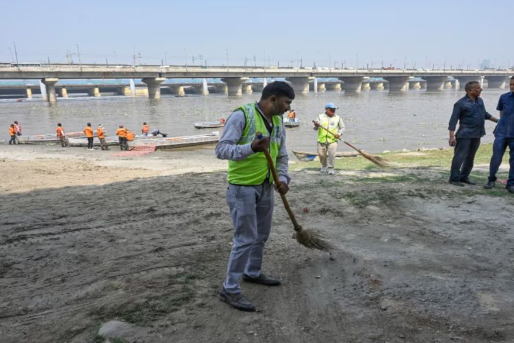 दिल्ली के 1,500 घाटों पर छठ पूजा की जाएगी