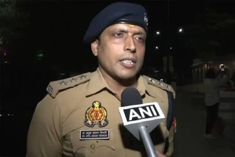 UP: 3 dead after bike collides with truck in Varanasi