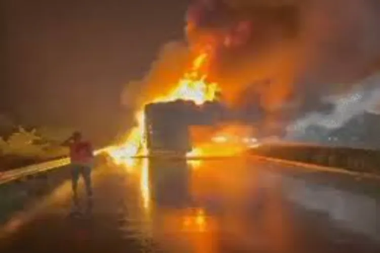 12 killed as private bus catches fire in Kurnool