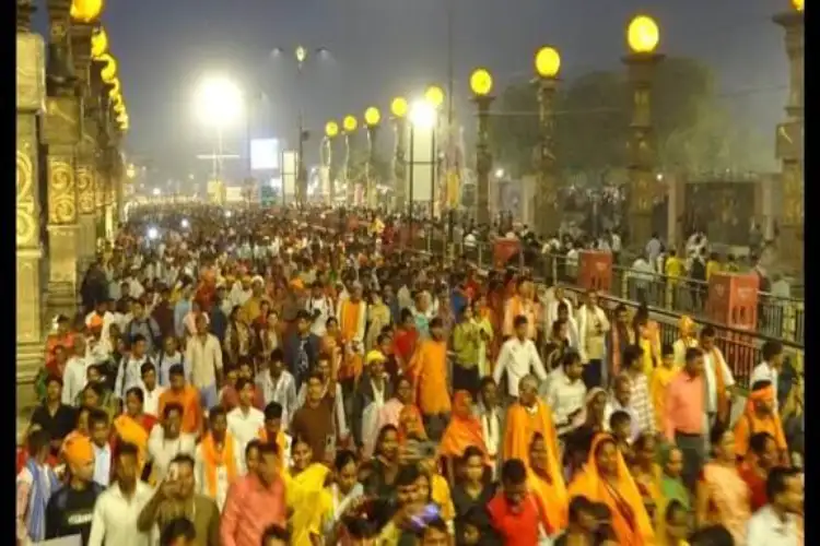 UP: Ayodhya gears up for Chhath Puja, 14 Kosi Parikrama preparations underway